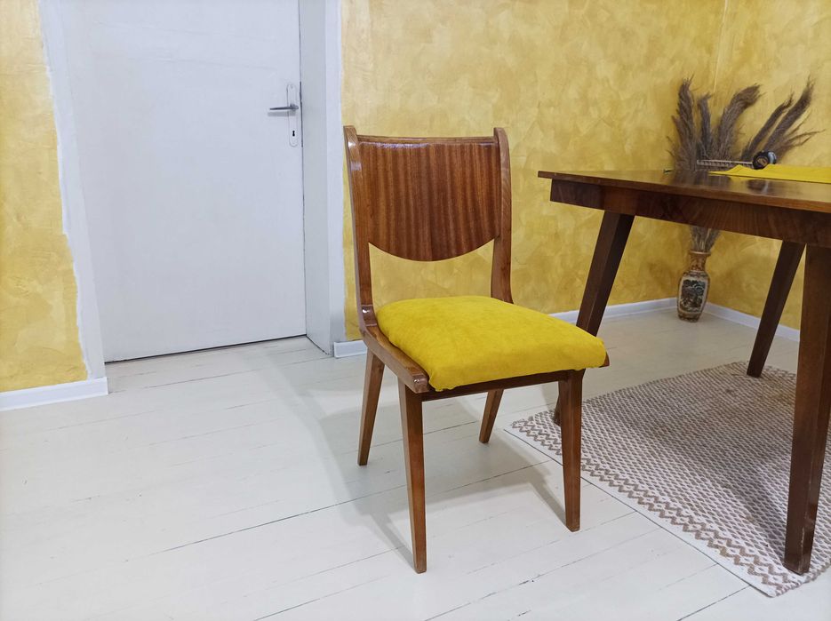 Трапезен Стол бук