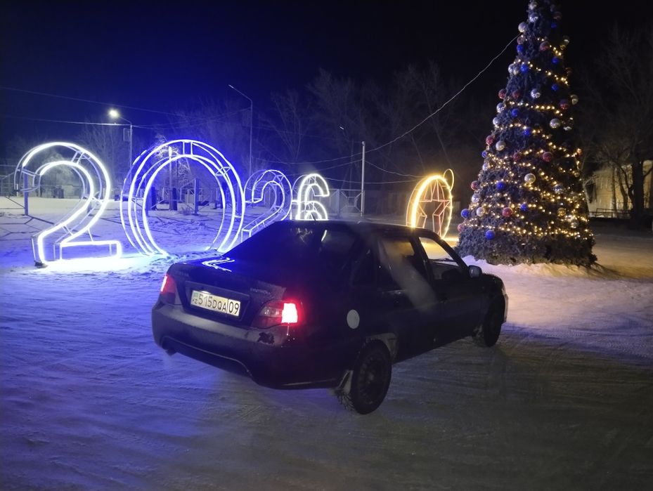 Продаю машину Daewoo nexia