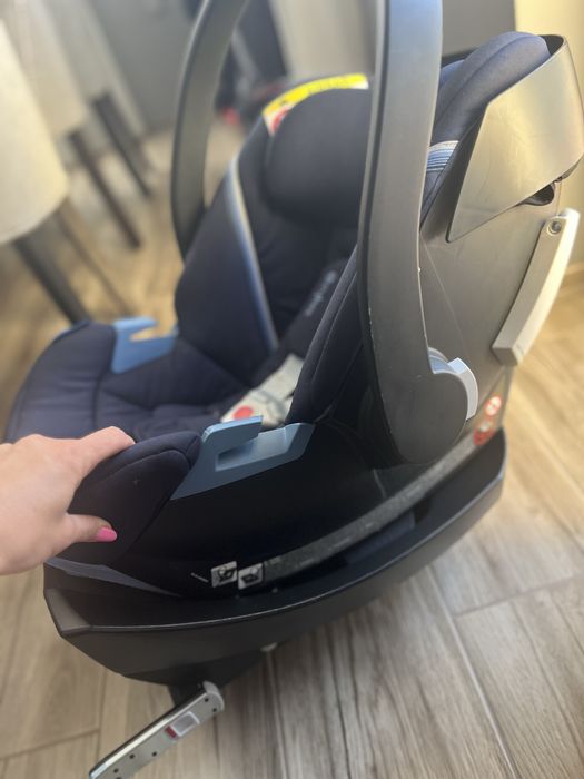 Слолче за кола cybex Aton 5 с изофикс