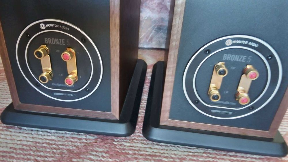 Тонколони Monitor Audio Bronze 5