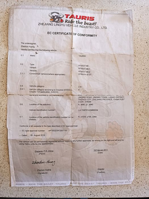 Vând motoscuter Tauris Strada 49cc