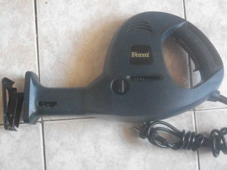 За Части-За Ремонт 600-800 Вата Саблен Реципрочен Трион Ferm WORKZONE