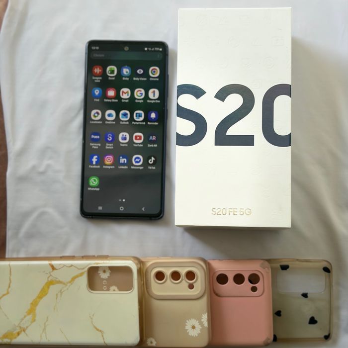 Vând Samsung S20 FE 128 GB