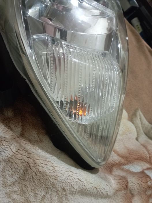 Фара  на Тойота Fortuner