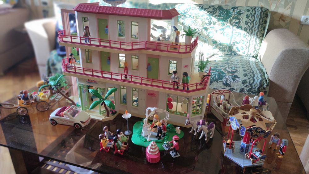 Playmobil отель и тематические сценки