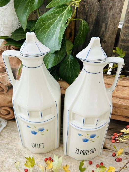 Порцеланови буркани за подправки