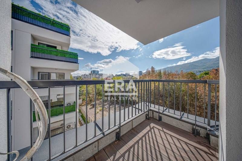 Тристаен апартамент с гледка към планина Витоша в нова сграда с АКТ 16