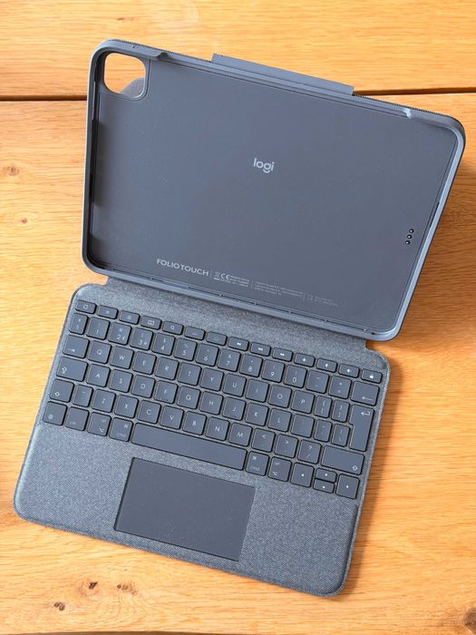 Folio Touch за iPad Pro 11 inch (1st, 2nd & 3rd gen)