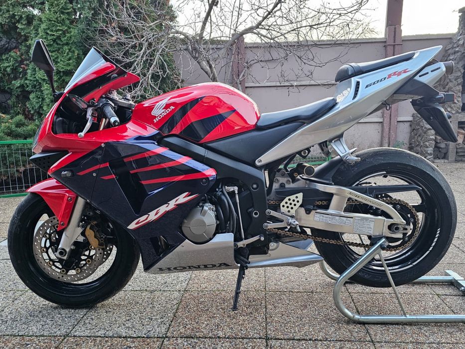 Honda cbr600rr pc37