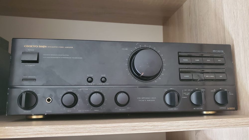 Onkyo integra a8650