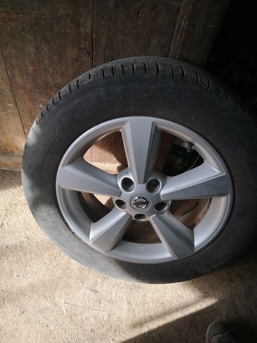 Джанти нисан кашкаи оригинални 17" в перфектно састояние