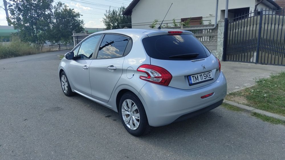 Peugeot 208 , 1,4 Hdi