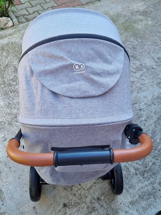 Vand Carucior Kinderkraft Grande Plus