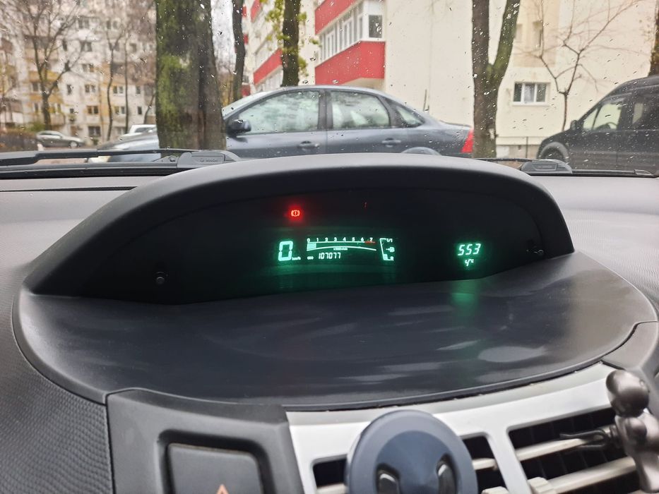 Vând Toyota Yaris 2009 1.3 Benzina