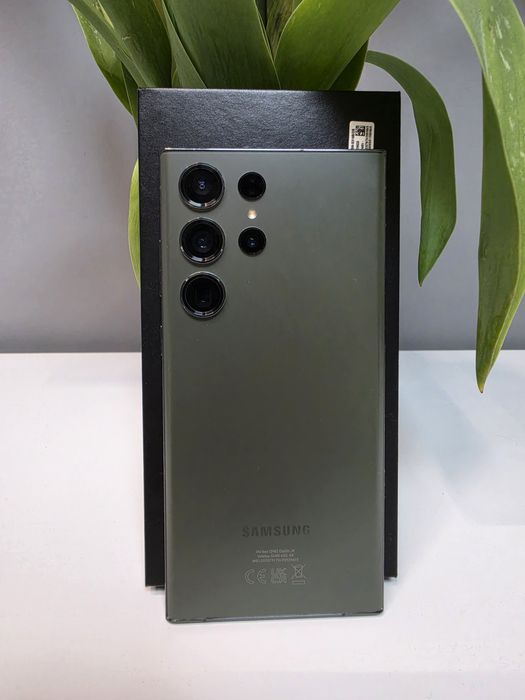Samsung Galaxy S23 Ultra 256GB/8GB RAM – Green – Като НОВ!