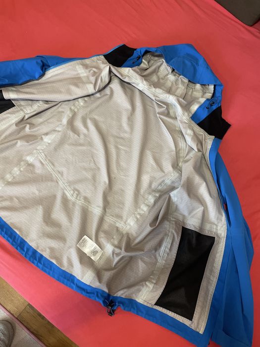 Пролетно есенно яке Armani Jeans и M Kinley