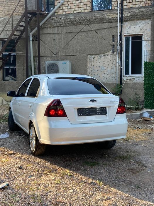 Нексия 3  автомат каробка