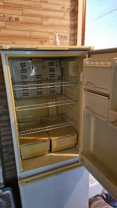 Холодильник Бирюса б/у