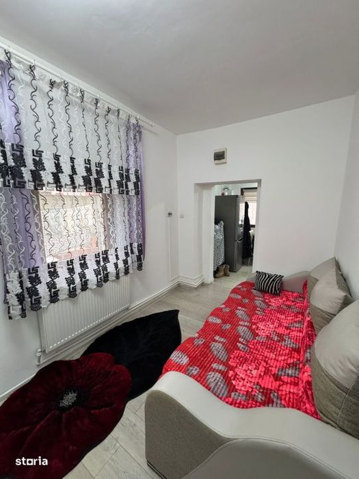 Casa de vanzare, 35 mp, zona Valea Rosie - Parcul Mare