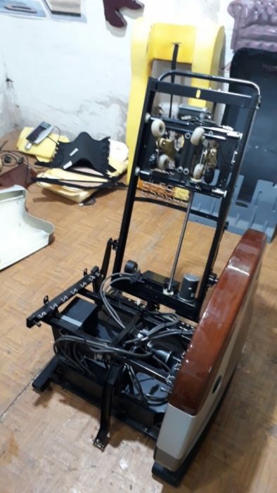 Ремонт! Обивка массажных кресел!