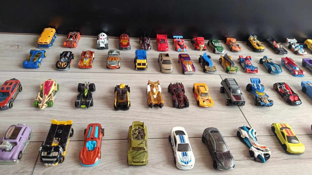 Колички  Hot Wheels