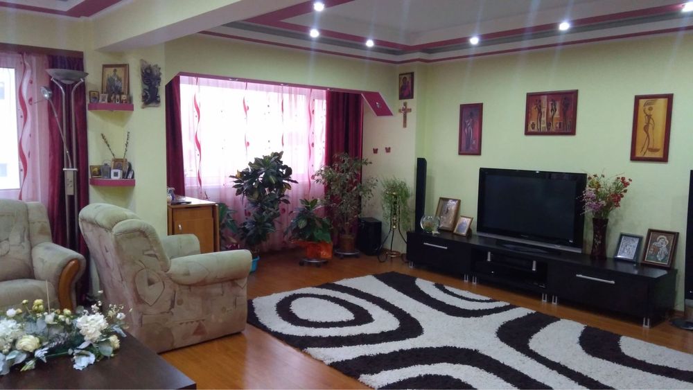 Apartament spre închiriere