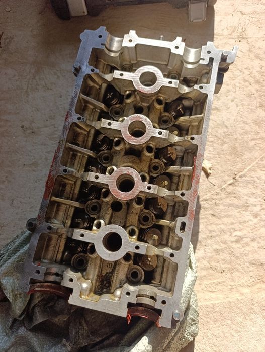 Лада Ларгус головка 16клапон