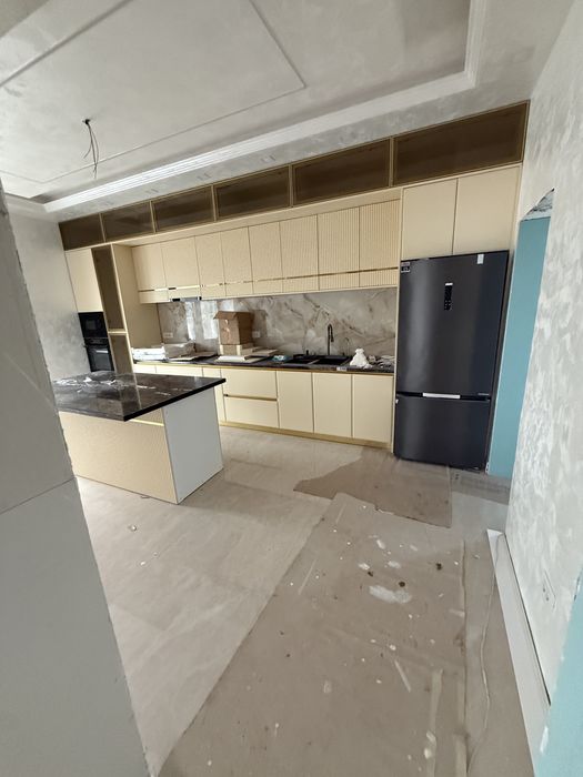 Vând casă in Aroneanu in cenntru