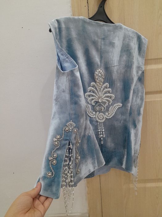 Одежды почти новые