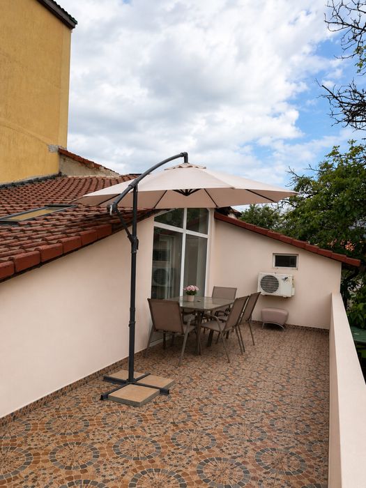 Chirie apartament casa craiova etajul 1, terasa , centru