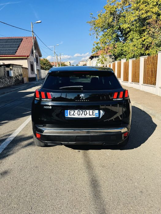 PEUGEOT 3008 1.2 benzina automat