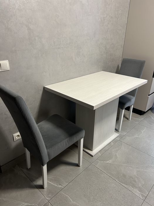 Masa si scaune bucatarie