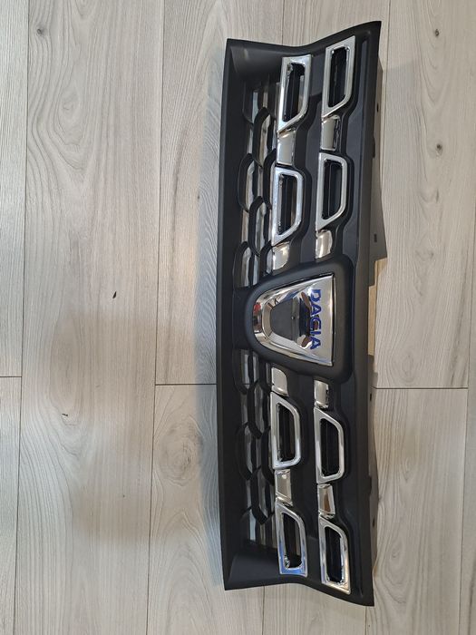 Vand grila Dacia Duster 2014 2017