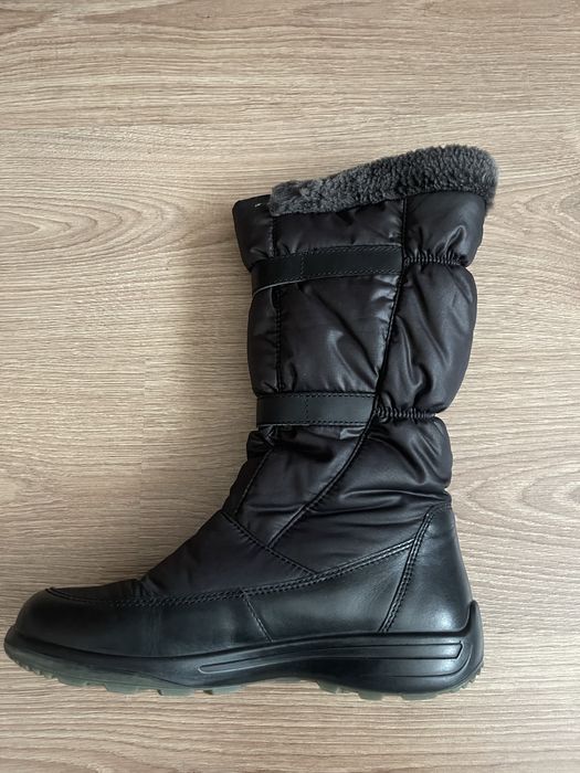 Зимни апрески Ecco