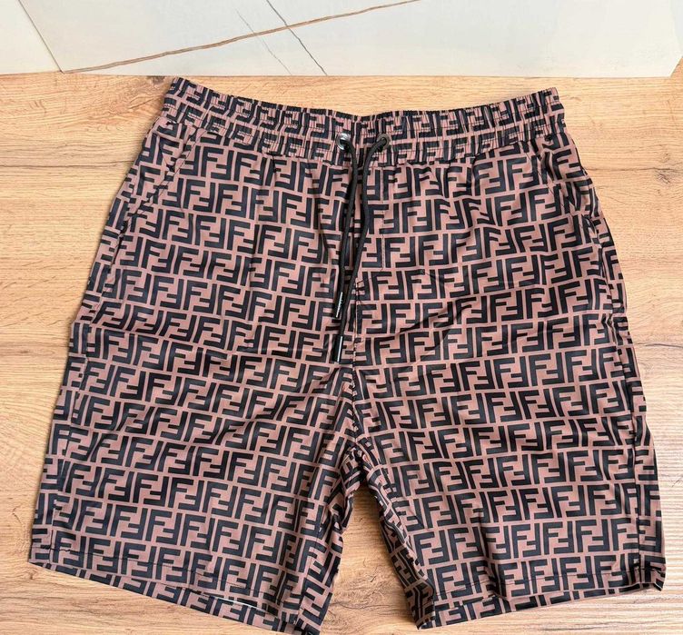Fendi swimshorts / бански шорти L XL