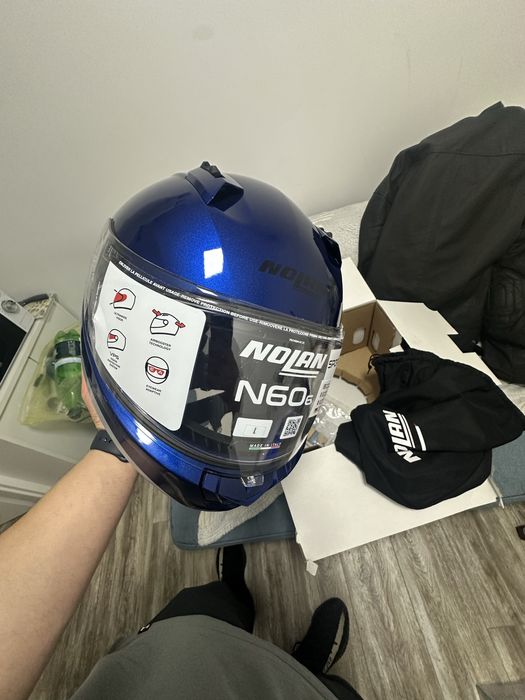 Vand casca nolan noua marimea L nefolosita + viziera neagra