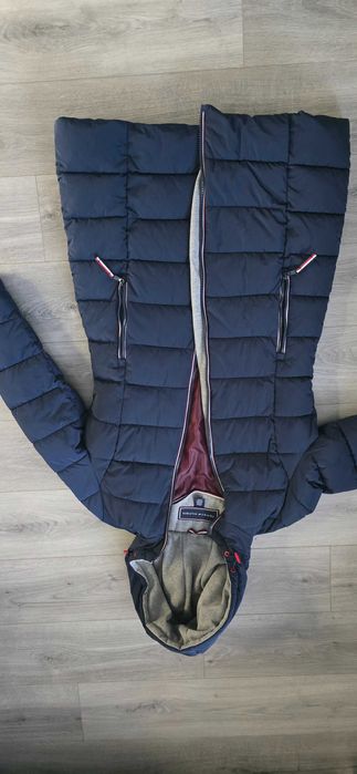 Geaca lunga Tommy hilfiger L