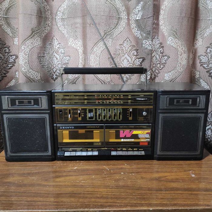 Магнитола Sanyo C-35