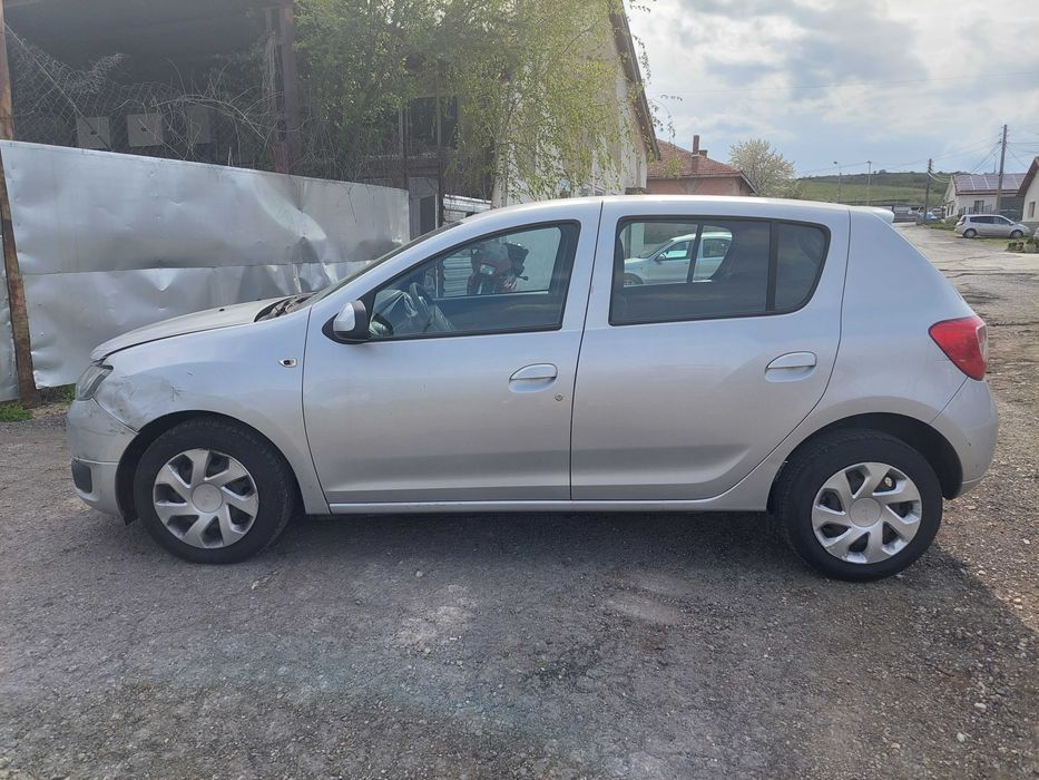 Dacia Sandero 1,2 GPL , Дачия Сандеро 2 на части! 
Януари 2014