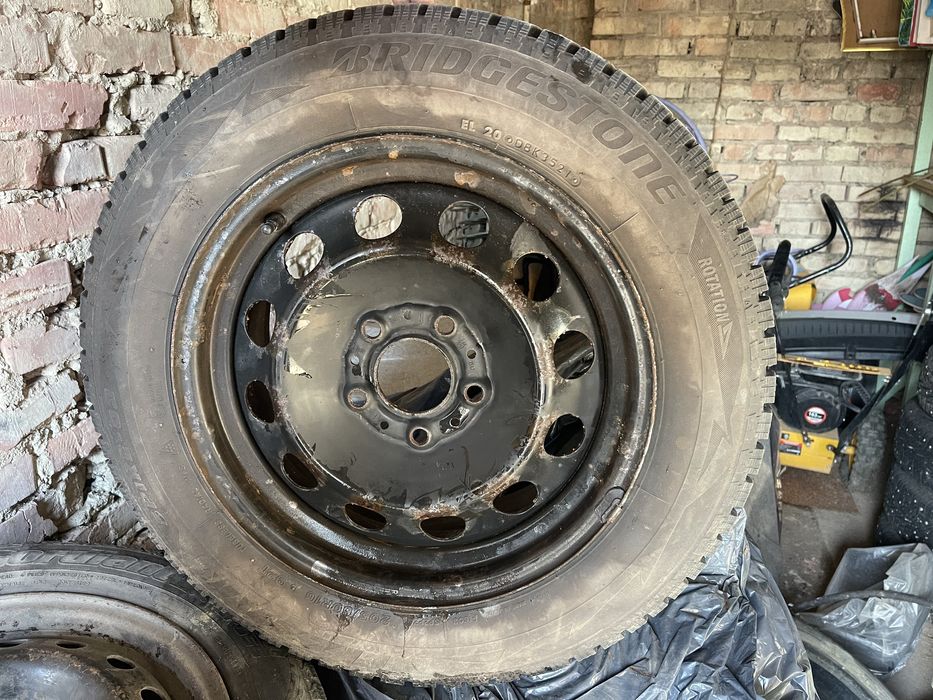 Зимние шины с дисками БМВ