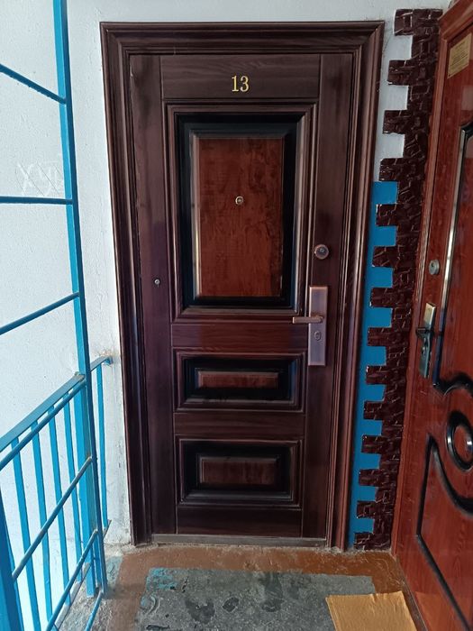 Продам квартиру 1  комнатную кв переделанно на 2 ком