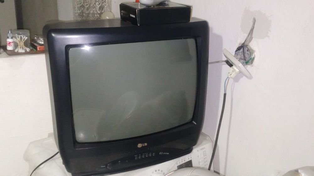 Два телевизор бу рабочий
