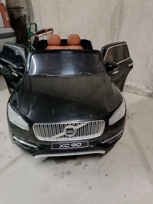 Двуместна акумулаторна кола Volvo XC90 с КОЖЕН салон + ЧИСТО НОВА БАТЕРИЯ