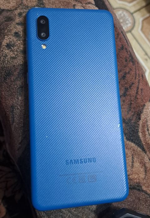 Продам смартфон Самсунг А 02