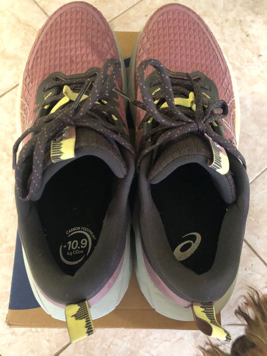 Маратонки за планинско бягане Asics