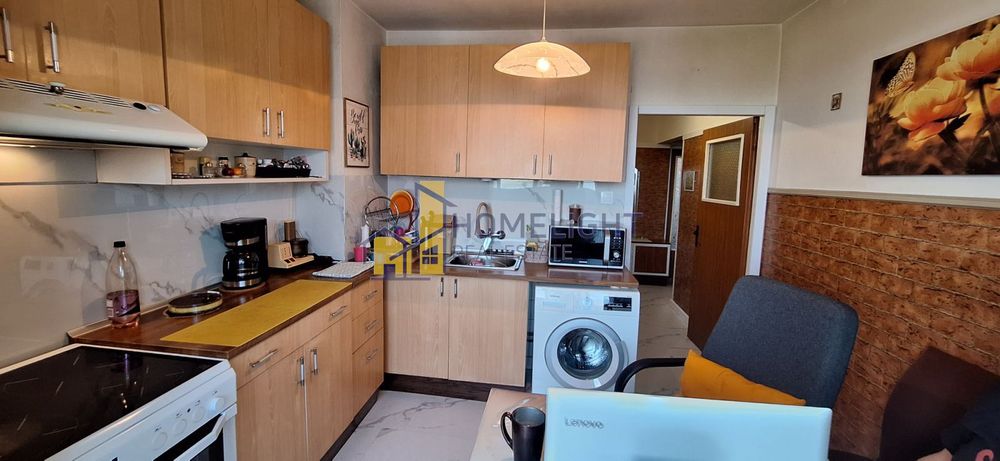 Двустаен апартамент в кв. Люлин 1