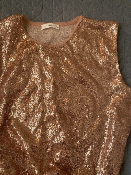 Топ mango с пайетками