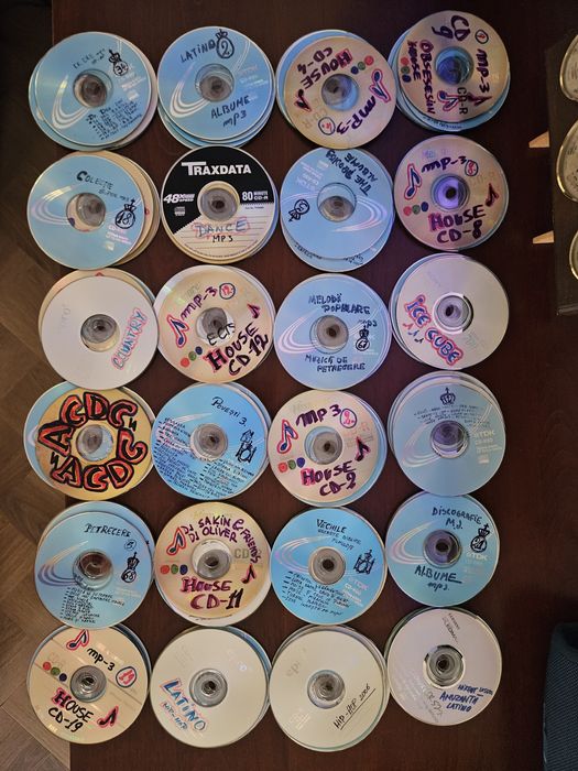 Vand 149 cd si dvd