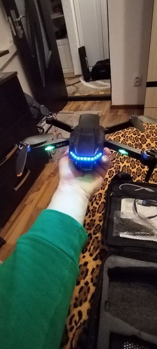 Dronă pliabilă S135 Pro cu cameră 8K
-8 %
transport gratuit
Dronă plia