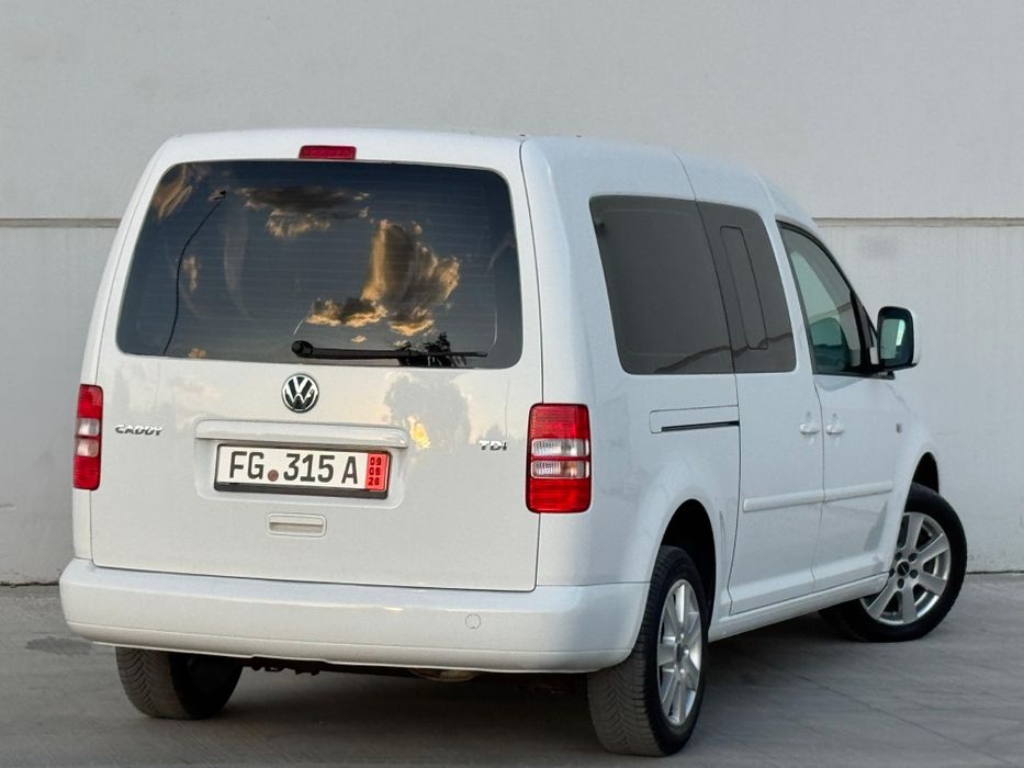 VW Caddy Maxi 7 Locuri